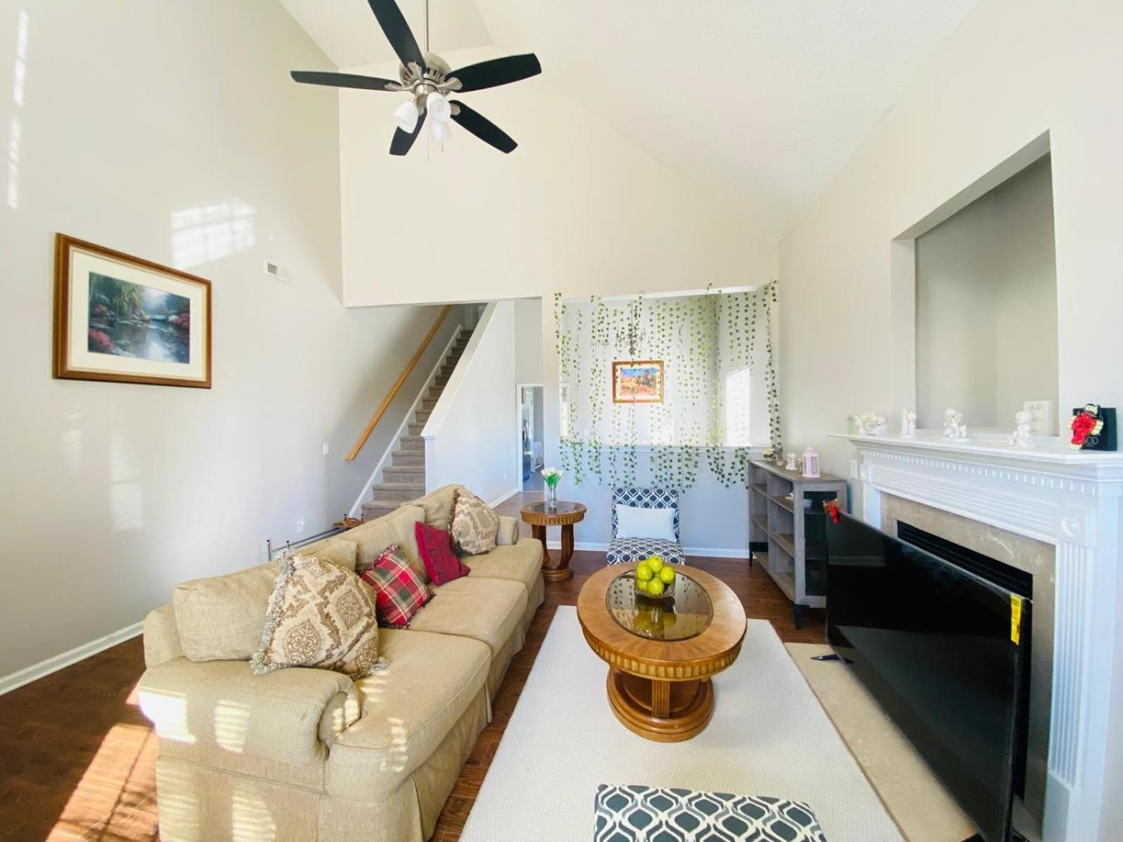 Spacious Room With Shared Bathroom Raleigh Exterior photo